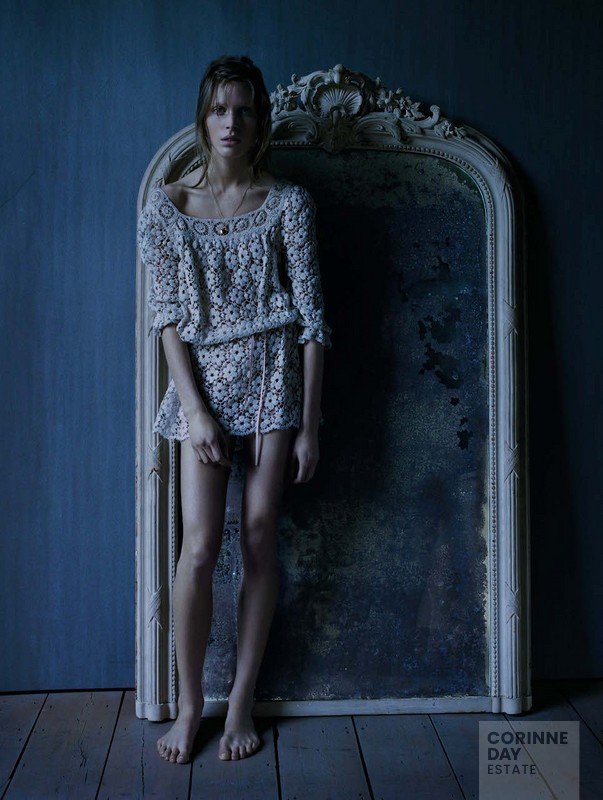 La Petite Femme, Vogue Nippon, March 2006 — Image 5 of 7