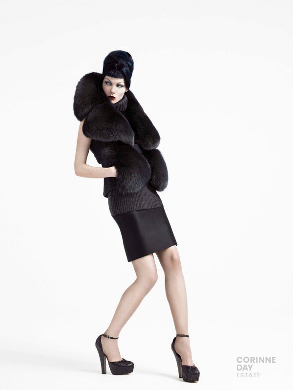 Knit Fit, Vogue Nippon, August 2007 — Image 2 of 8