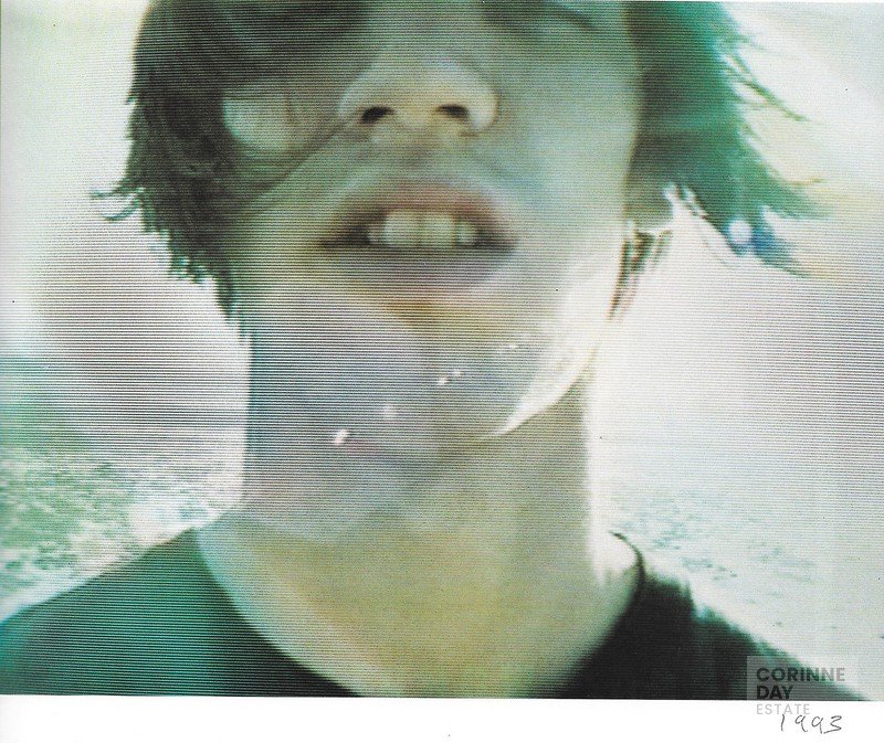 Dazed and Confused, September 1997 — Image 4 of 10