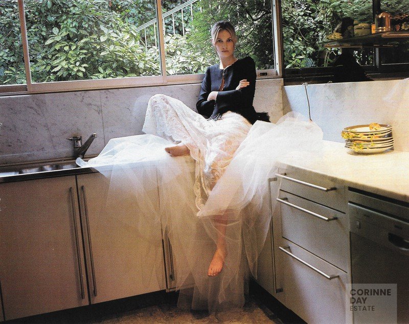 Emanuel Ungaro Couture, Vogue Italia, March 2003 — Image 6 of 12