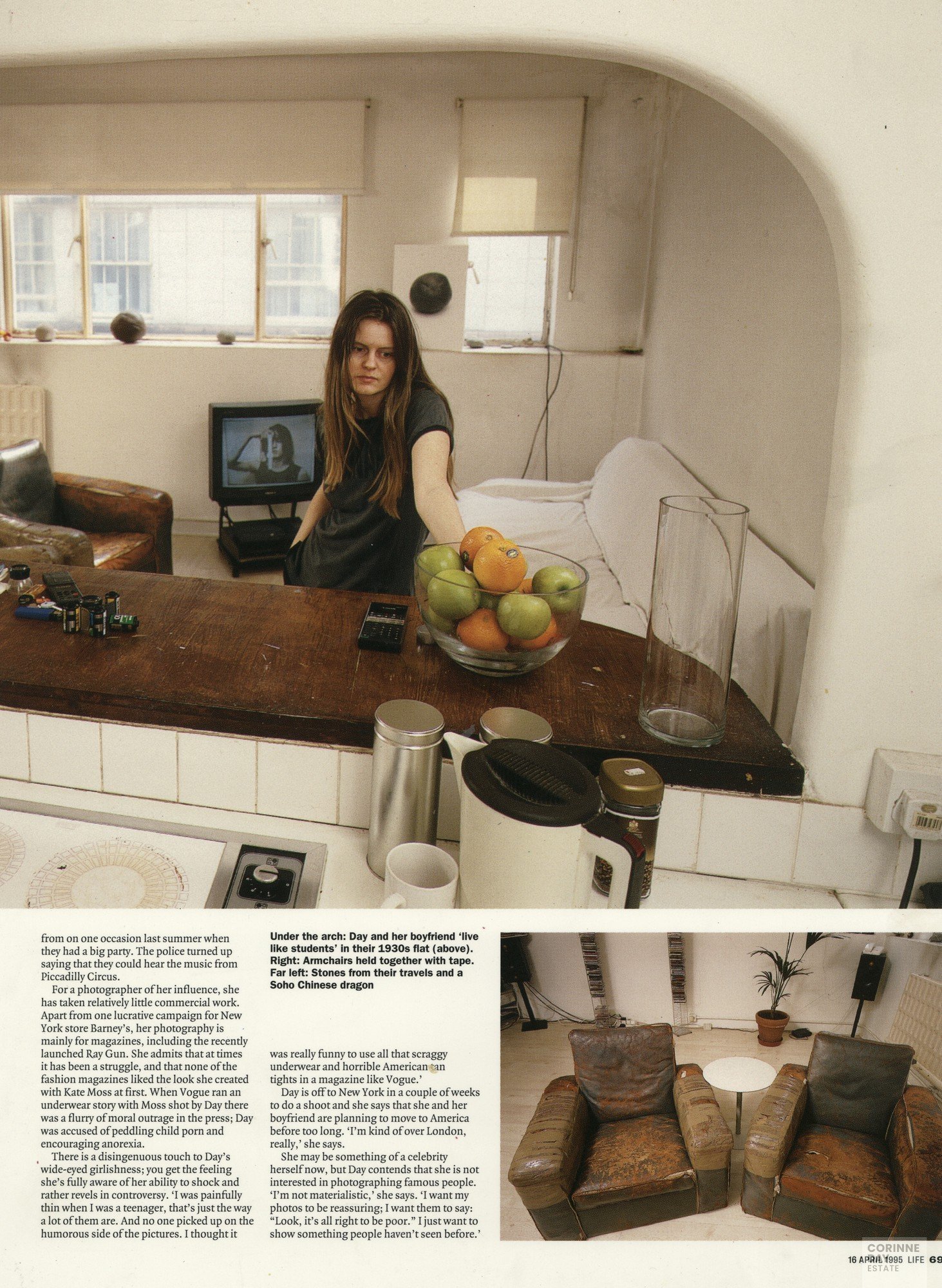 A teen idoliser, The Observer Magazine, 16 Apr 1995 — Image 2 of 2