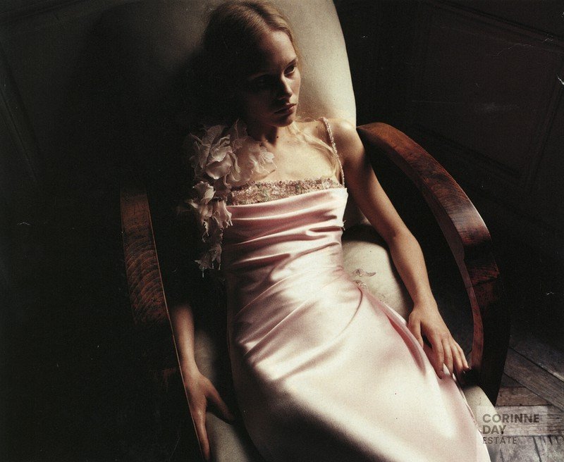 Emanuel Ungaro Couture, Vogue Italia, September 2000 — Image 2 of 11