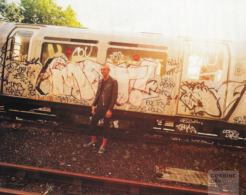 Lame, i-D, March 2001 — Image 3 of 7