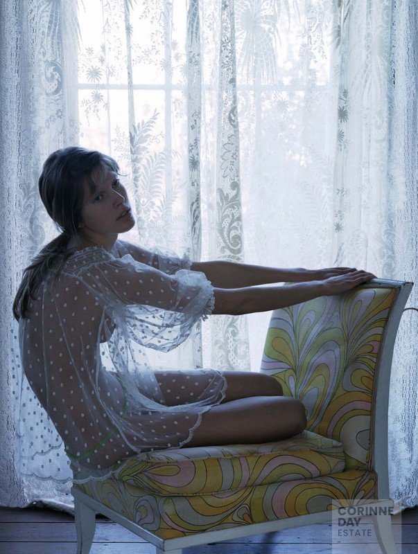 La Petite Femme, Vogue Nippon, March 2006 — Image 4 of 7