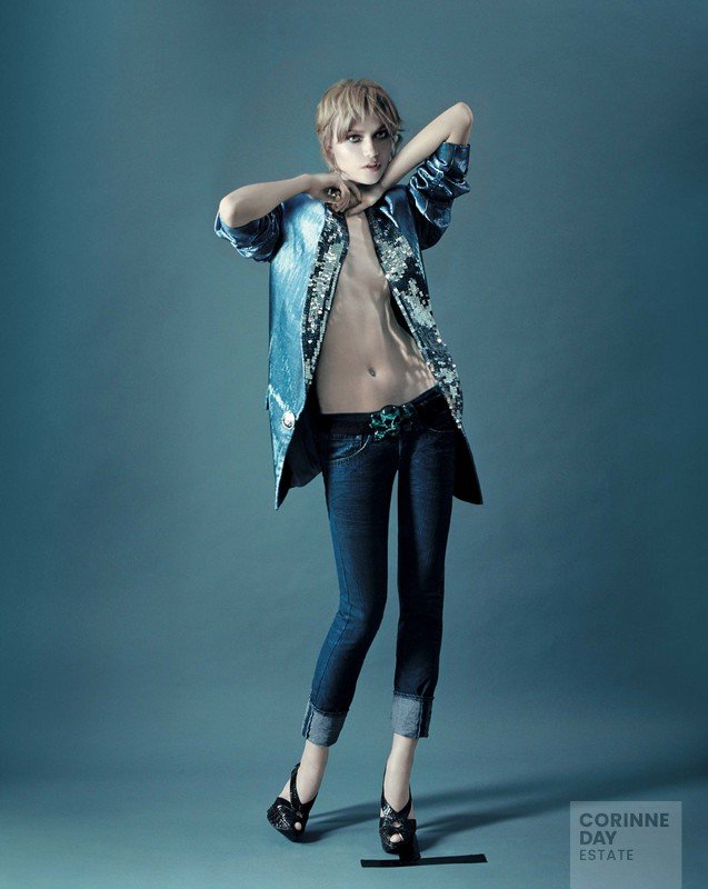 Teddy Girl, British Vogue, November 2004 — Image 4 of 9