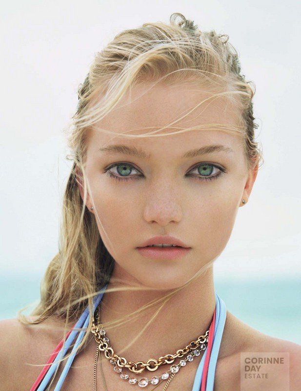 The girl from Oz, British Vogue, July 2006 — Image 3 of 9