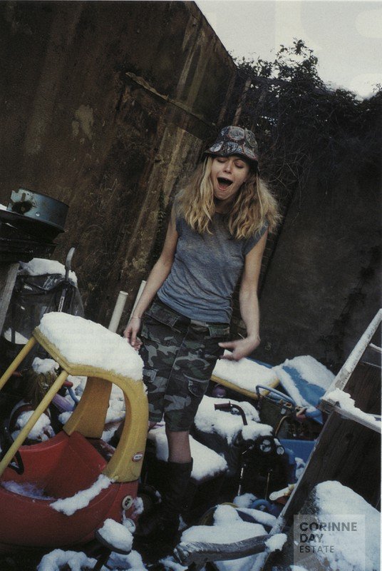 Mums, 10 Magazine, SUMMER 2003 — Image 7 of 8