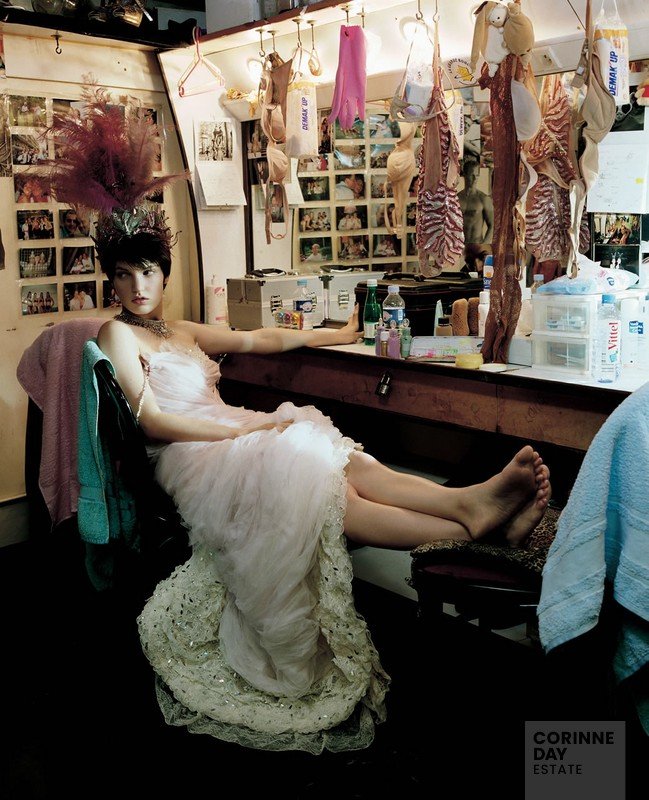 Encore! - Paris Lido Cabaret, British Vogue, October 2003 — Image 3 of 8
