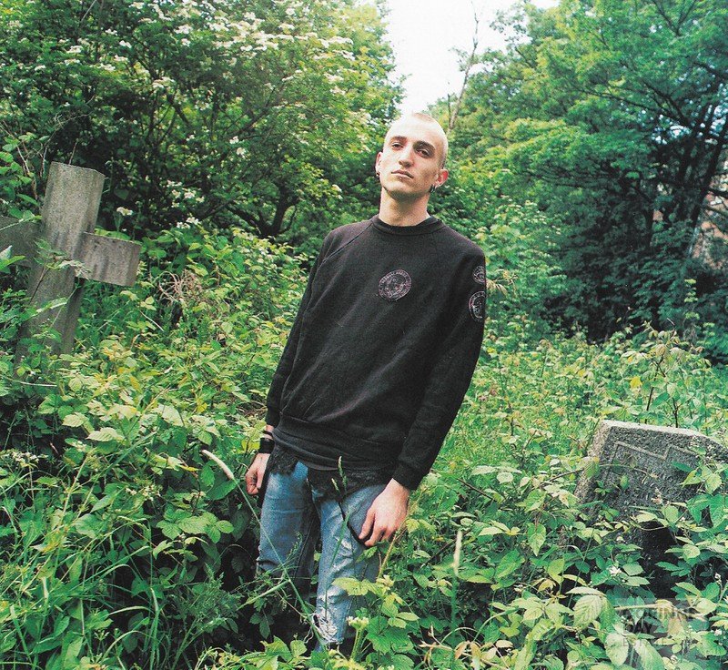 Youth Camp, Dutch Magazine, 2000 — Image 13 of 15
