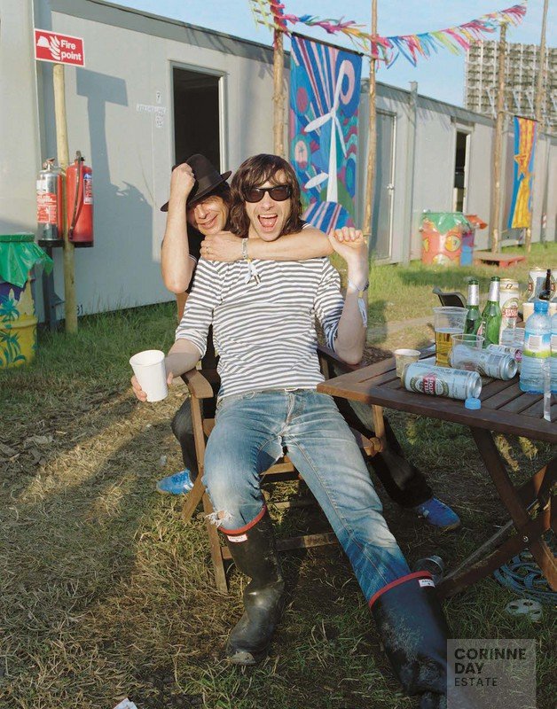 Glastonbury 2005, British Vogue, October 2005 — Image 4 of 14