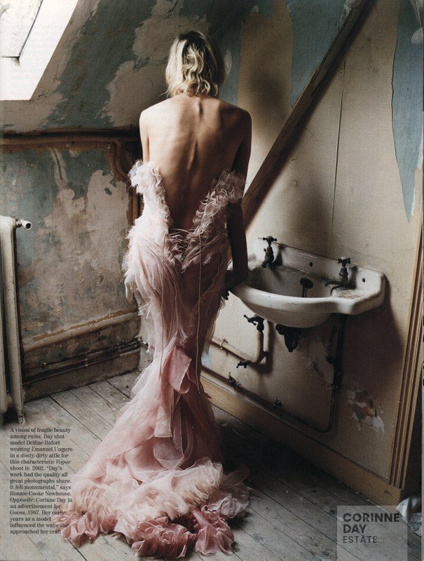 Hidden Treasures, British Vogue, April 2002 — Image 9 of 11