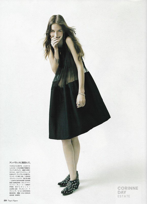 The Goth Files, Vogue Nippon, November 2006 — Image 7 of 7