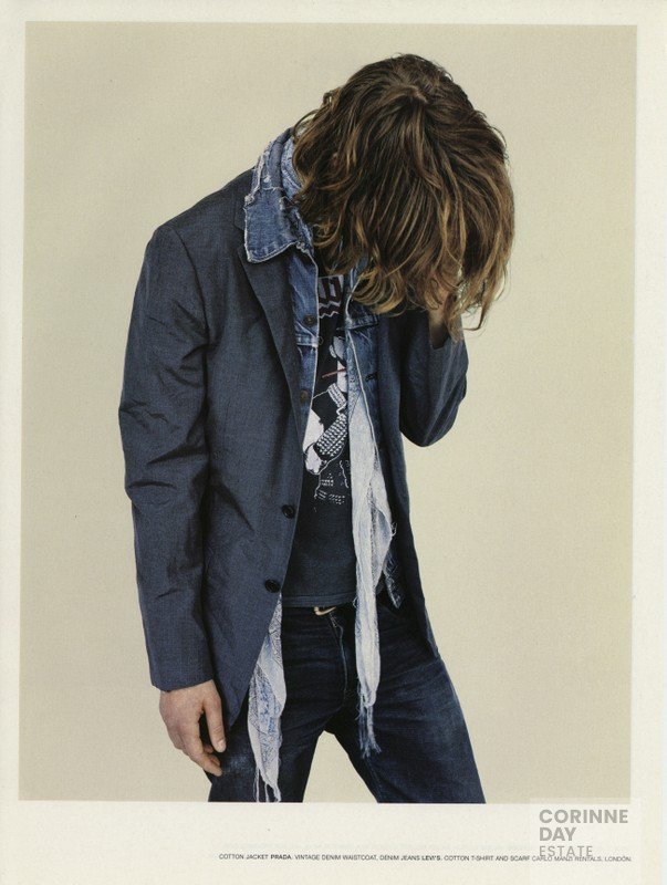Don't follow me, I'm lost too!, Vogue Hommes International, SUMMER 2003 — Image 4 of 10
