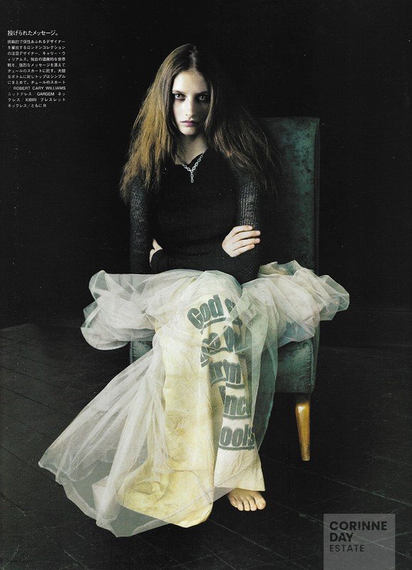 The Goth Files, Vogue Nippon, November 2006 — Image 6 of 7