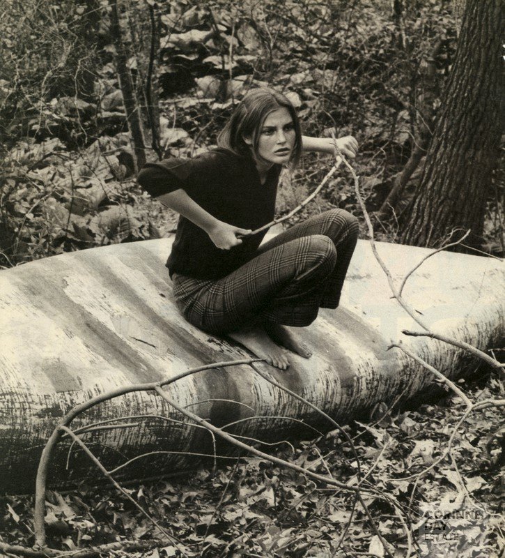 Tomboy Bridget Hall, W Magazine, December 1995 — Image 4 of 4
