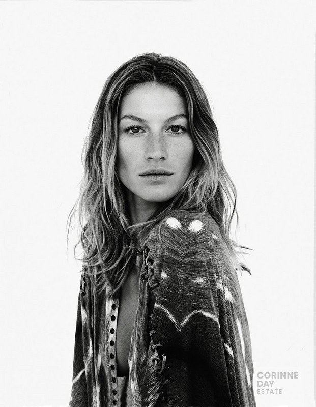 The Long Story, British Vogue, June 2002 — Image 9 of 10