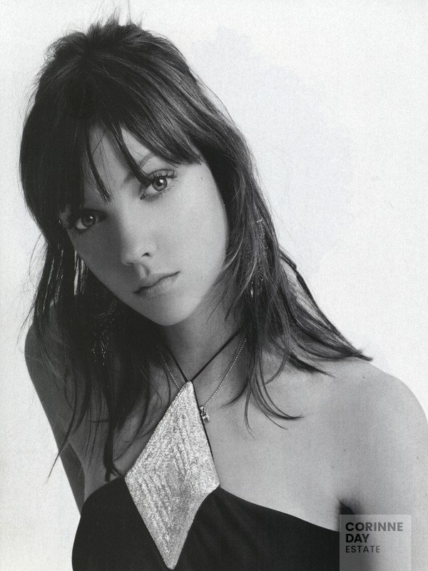 All Summer Long, Vogue Italia, March 2004 — Image 9 of 12