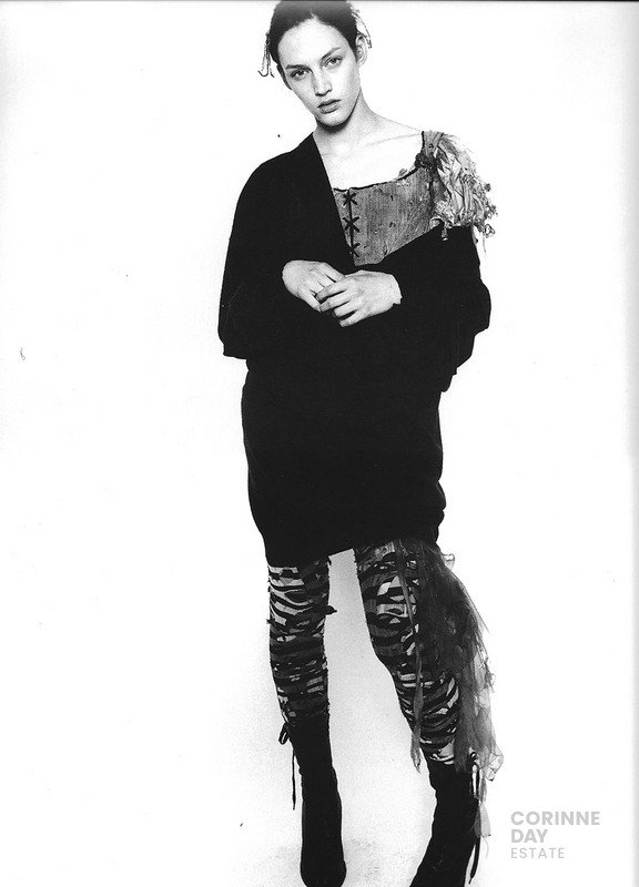Beaux Arts, Mixte, AUT HIVER 2001 — Image 7 of 8