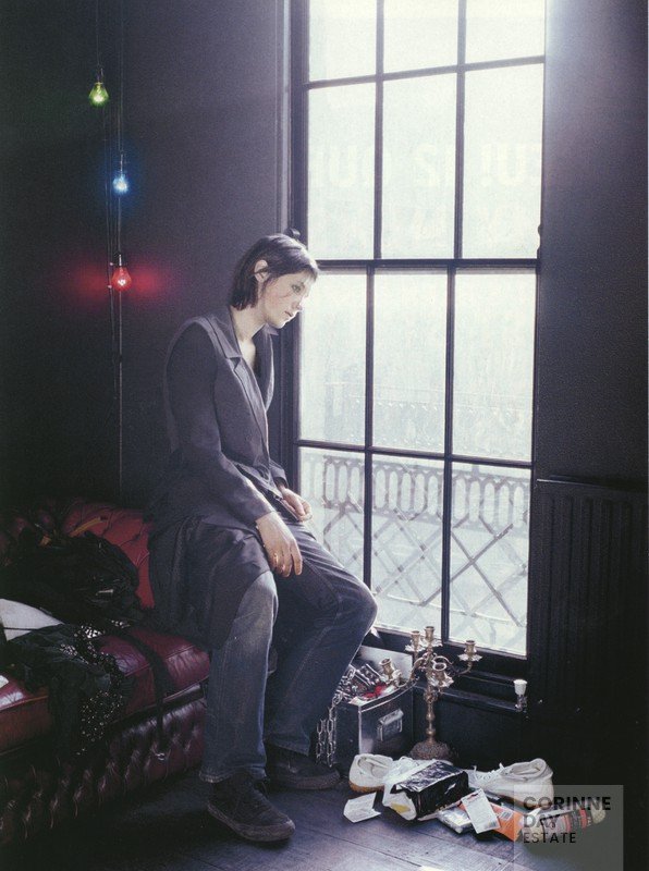 Arena HOMME+, SPRING 2003 — Image 2 of 4