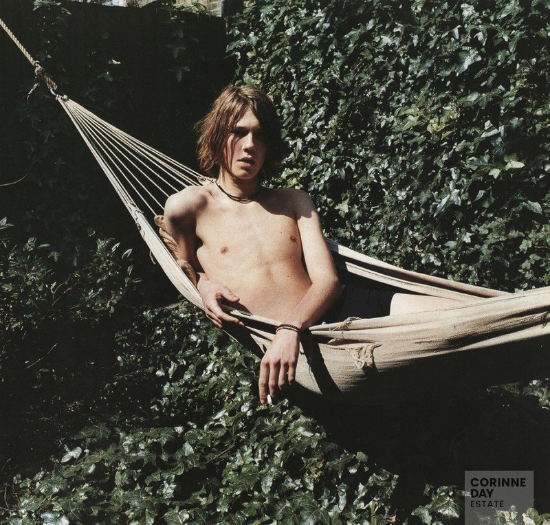 Vogue Hommes International, FALL WINTER 2002 — Image 2 of 2