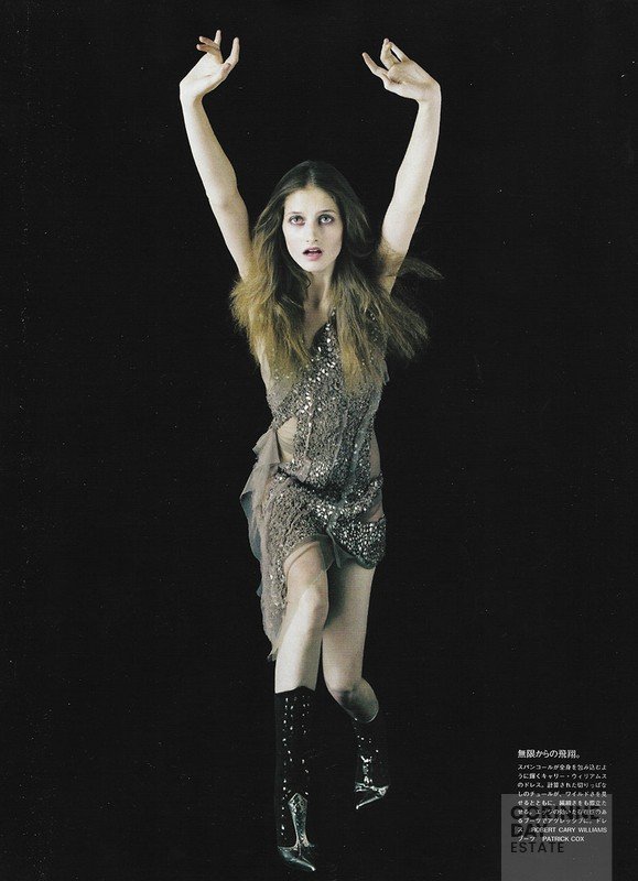 The Goth Files, Vogue Nippon, November 2006 — Image 2 of 7