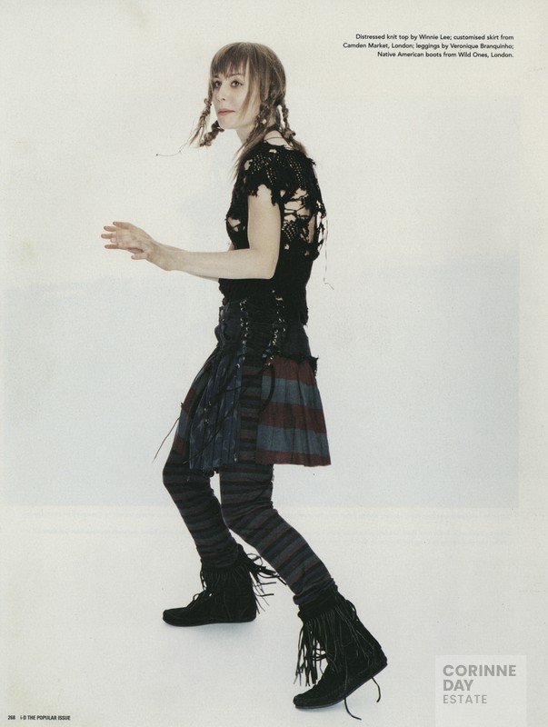 The Popular Issue - I'm not like them but I can pretend, i-D, October 2001 — Image 3 of 9