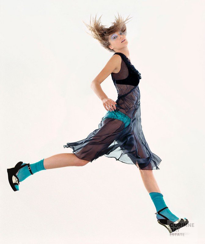Daria Werbowy, Vogue Italia, May 2004 — Image 9 of 10