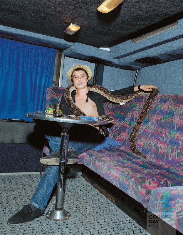 Glastonbury 2005, British Vogue, October 2005 — Image 5 of 14