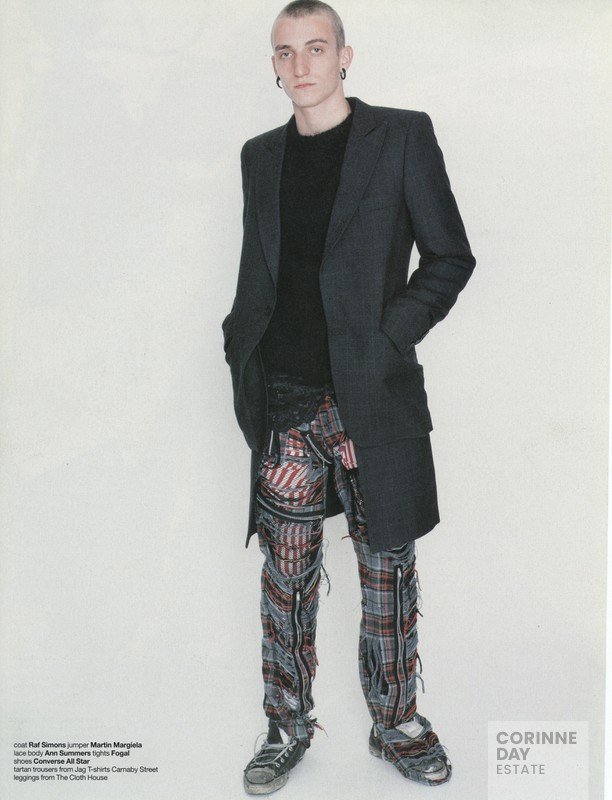 Stinky Finger, Dutch Magazine, September 2001 — Image 12 of 25