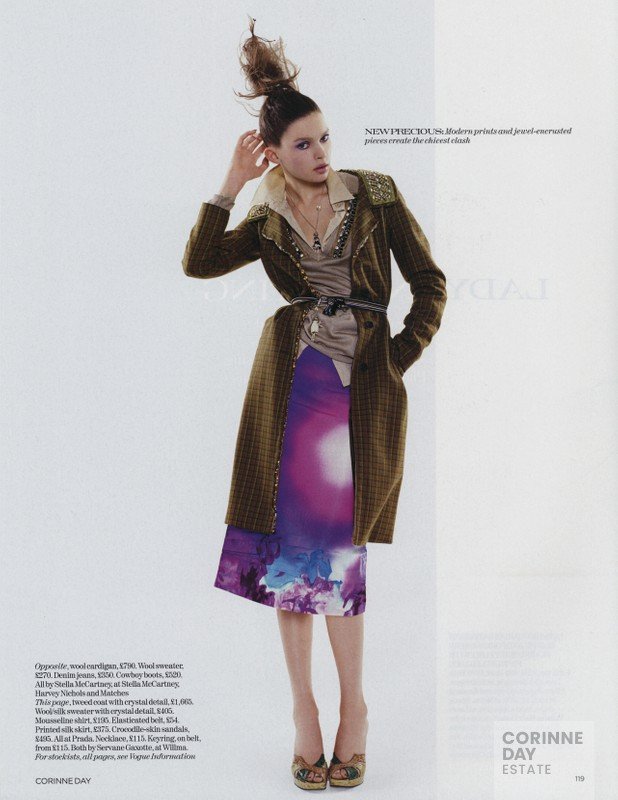 Season's Greetings, British Vogue, August 2004 — Image 11 of 12