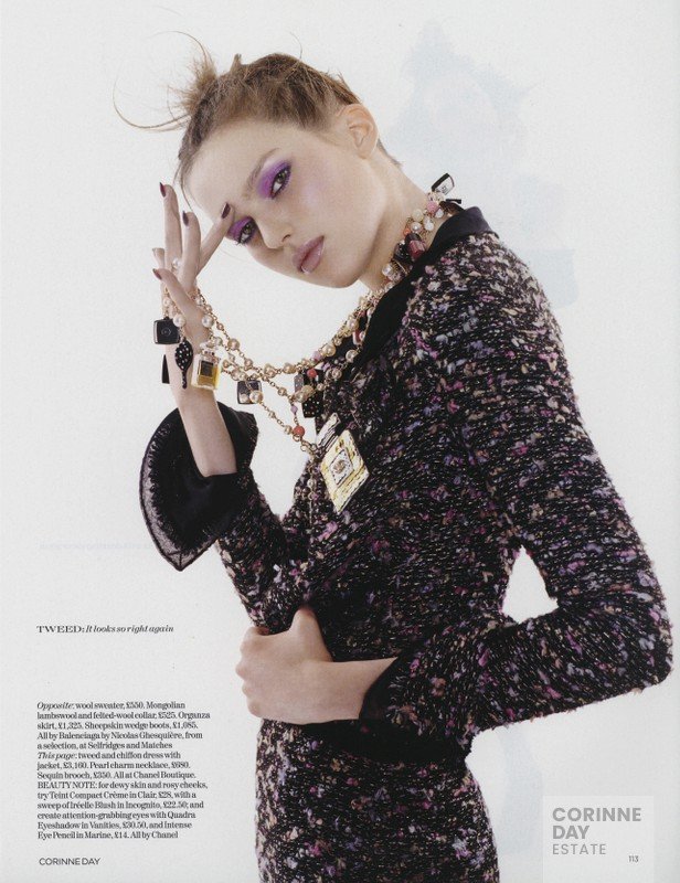 Season's Greetings, British Vogue, August 2004 — Image 5 of 12