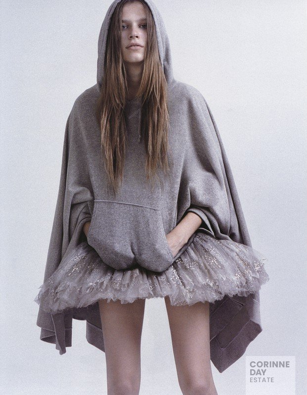 10 Magazine, AUTUMN 2003 — Image 1 of 7