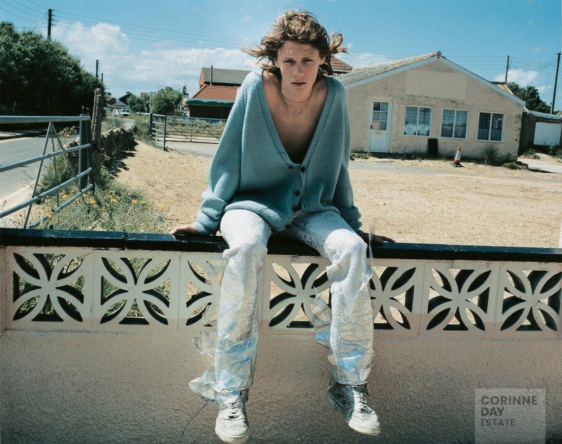 i-D, June 2002 — Image 4 of 8
