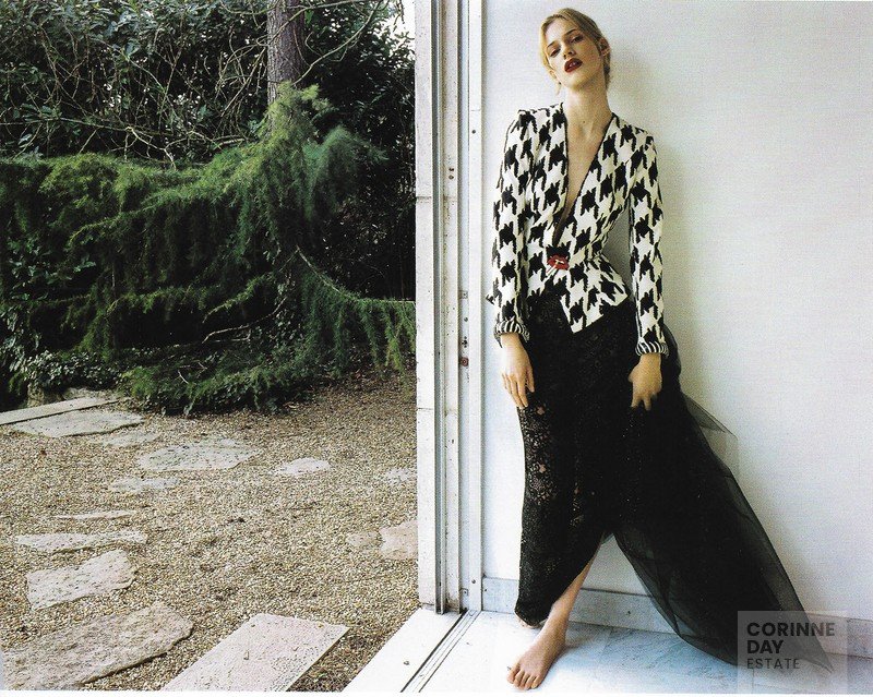 Emanuel Ungaro Couture, Vogue Italia, March 2003 — Image 4 of 12